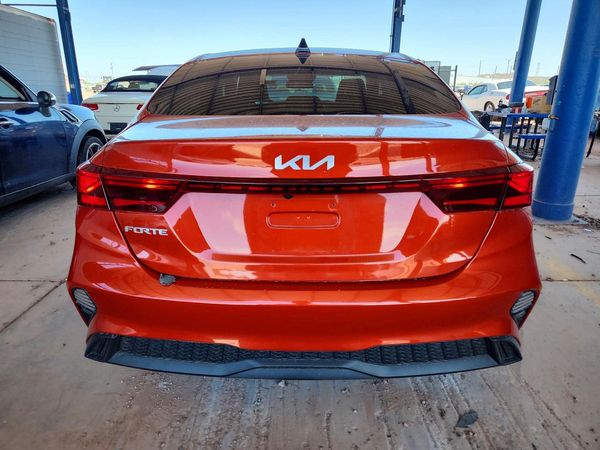 2022 KIA FORTE FE, LXS
