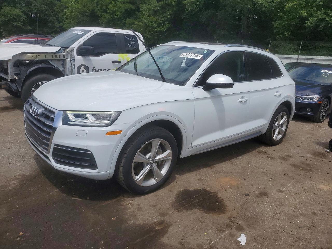 2020 AUDI Q5 quattro Premium Plus