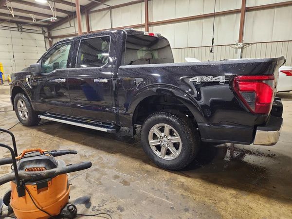2025 FORD F150 XLT