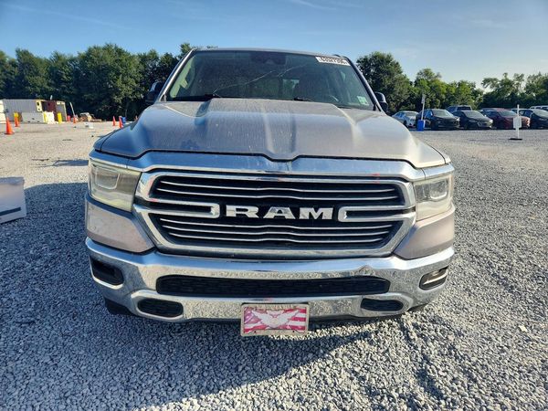 2021 RAM 1500 LARAMIE CREW CAB 4X2