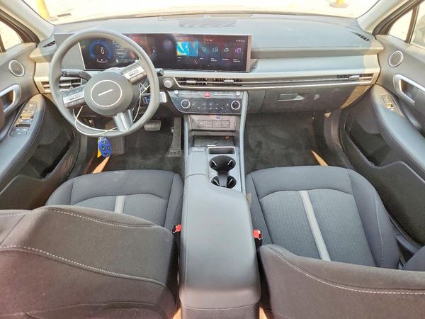 2025 HYUNDAI SONATA