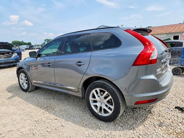 2017 VOLVO XC60 Base