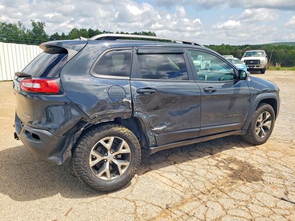 2017 JEEP CHEROKEE TRAILHAWK 4X4