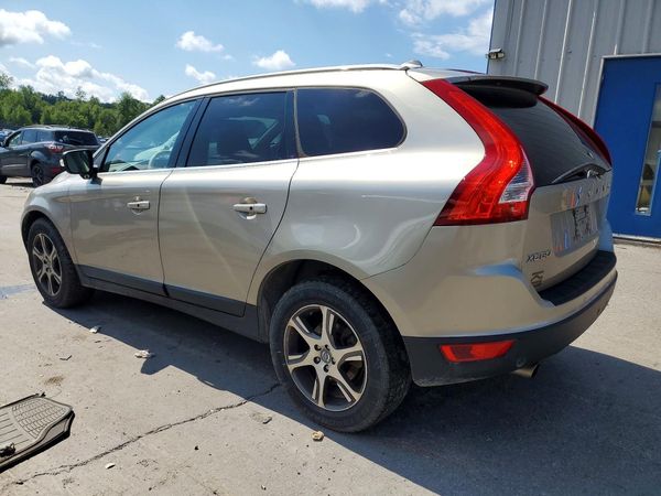 2012 VOLVO XC60