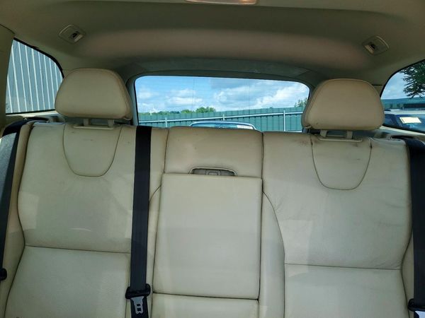 2012 VOLVO XC60