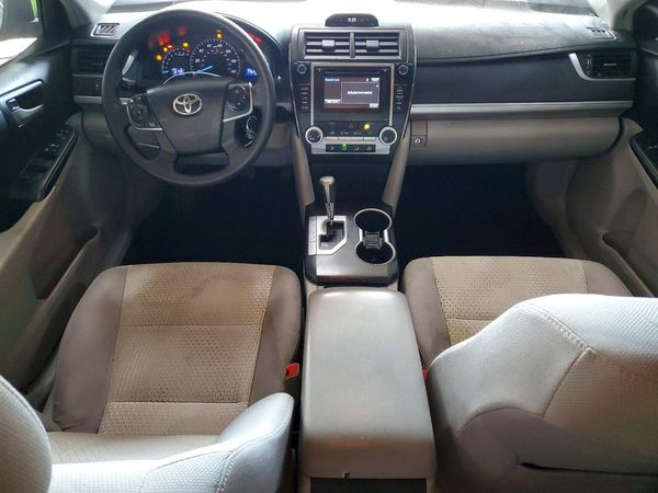 2014 TOYOTA CAMRY