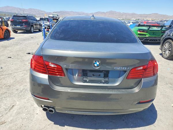 2015 BMW 528