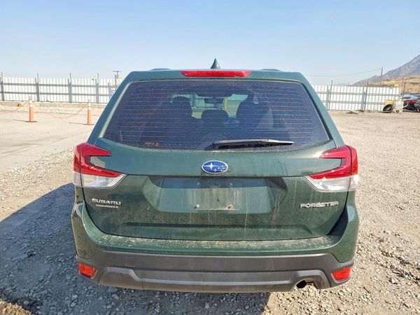 2022 SUBARU FORESTER