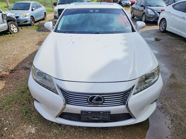 2015 LEXUS ES