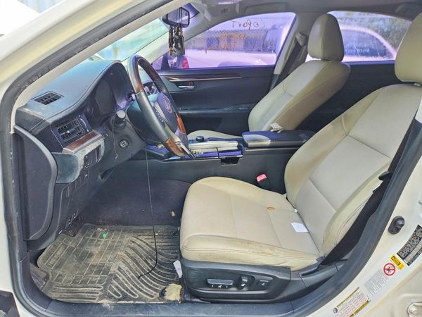 2015 LEXUS ES