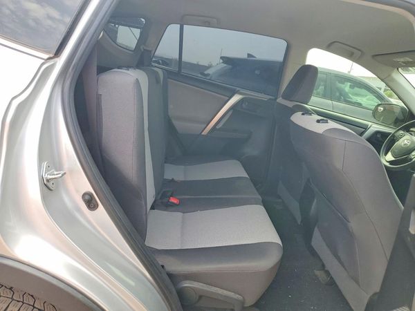 2015 TOYOTA RAV4 LE (X Grade)
