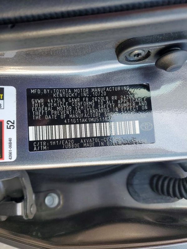 2021 TOYOTA CAMRY SE