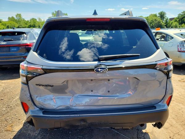 2025 SUBARU FORESTER Premium