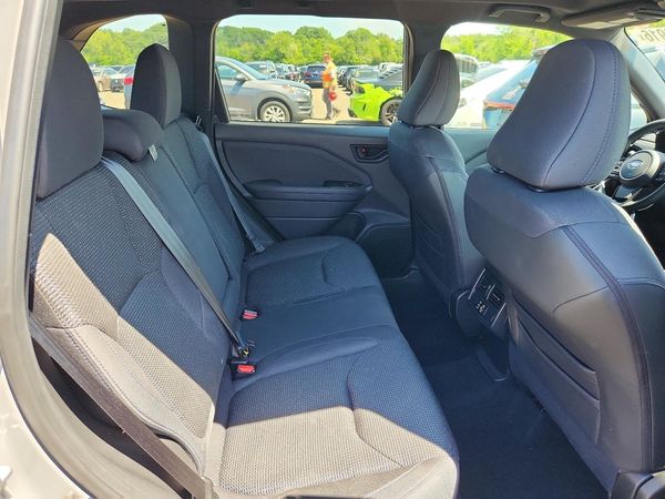 2025 SUBARU FORESTER Premium