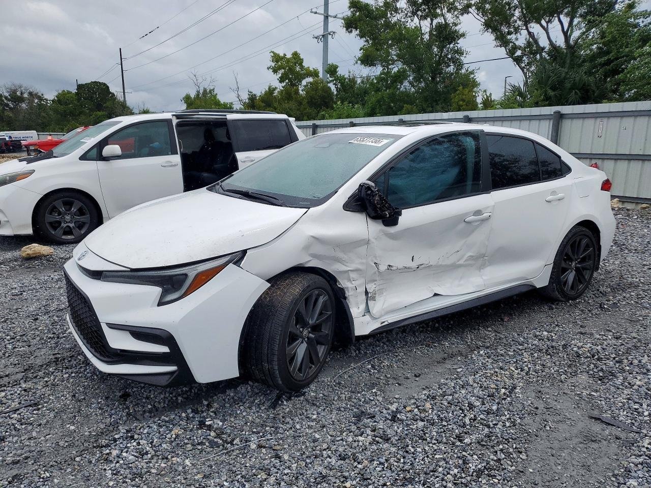 2024 TOYOTA COROLLA SE w/Premium pkg