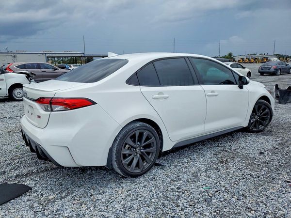2024 TOYOTA COROLLA SE w/Premium pkg