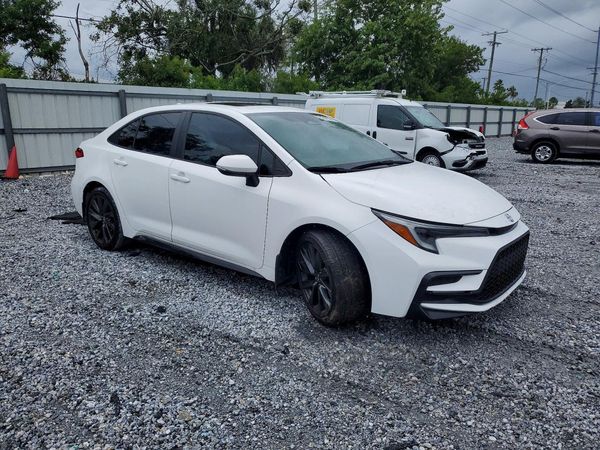 2024 TOYOTA COROLLA SE w/Premium pkg