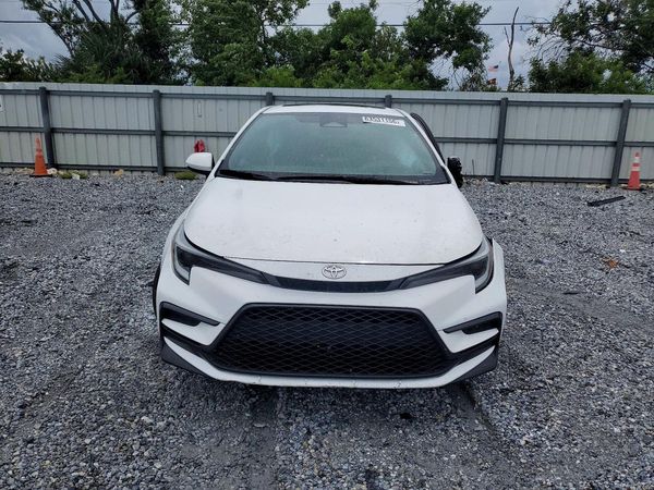 2024 TOYOTA COROLLA SE w/Premium pkg