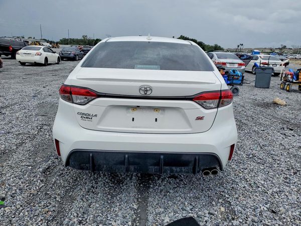 2024 TOYOTA COROLLA SE w/Premium pkg