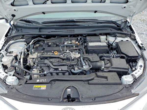 2024 TOYOTA COROLLA SE w/Premium pkg