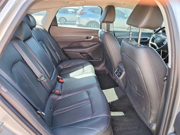 2021 HYUNDAI SONATA