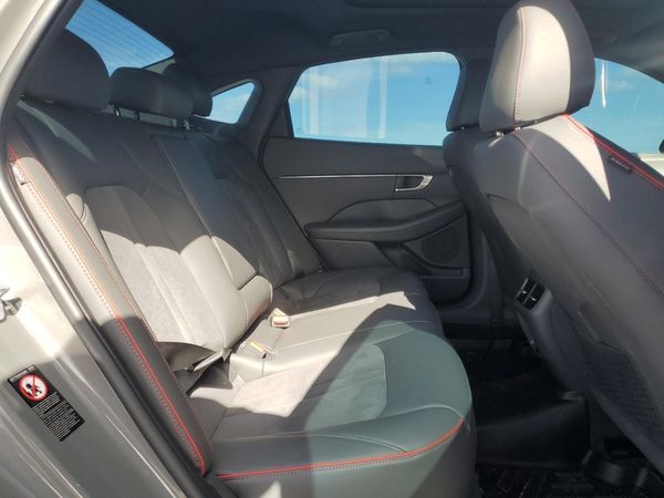 2022 HYUNDAI SONATA