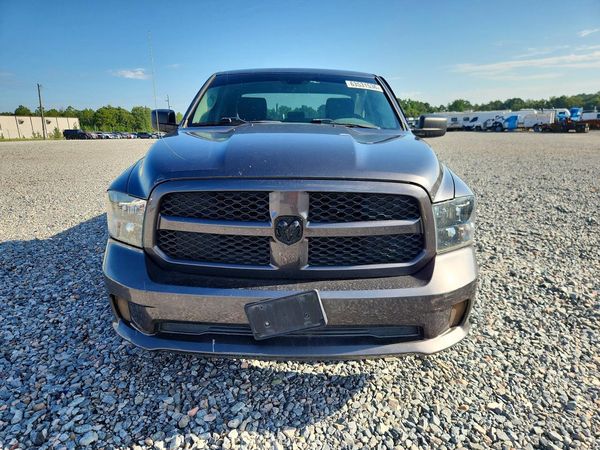 2017 RAM 1500 ST QUAD CAB 4X2