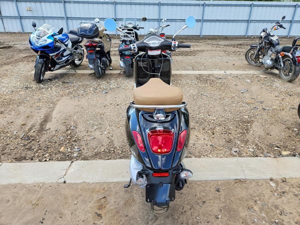 2023 VESPA PRIMAVERA/SPRINT