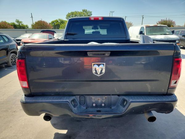 2014 RAM 1500 ST