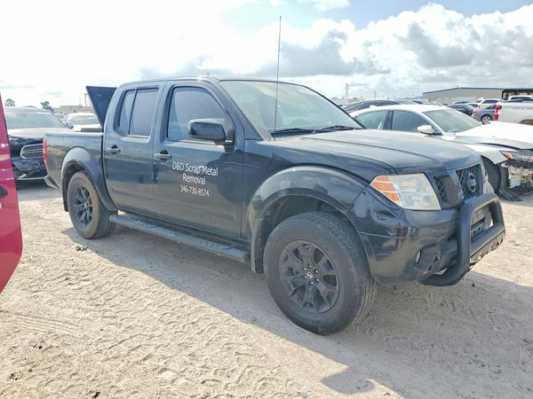 2020 NISSAN FRONTIER