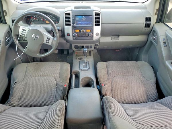2020 NISSAN FRONTIER