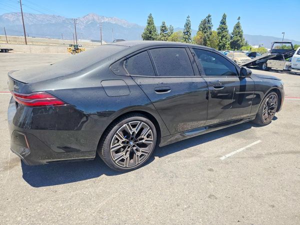 2026 BMW 530