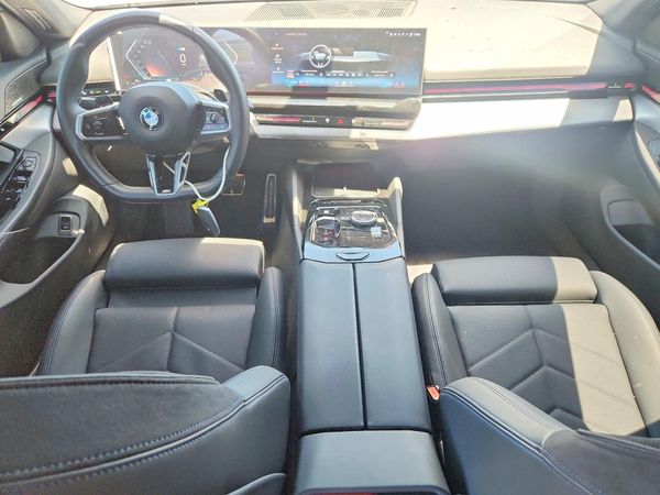 2026 BMW 530