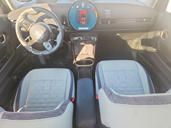 2025 MINI COOPER