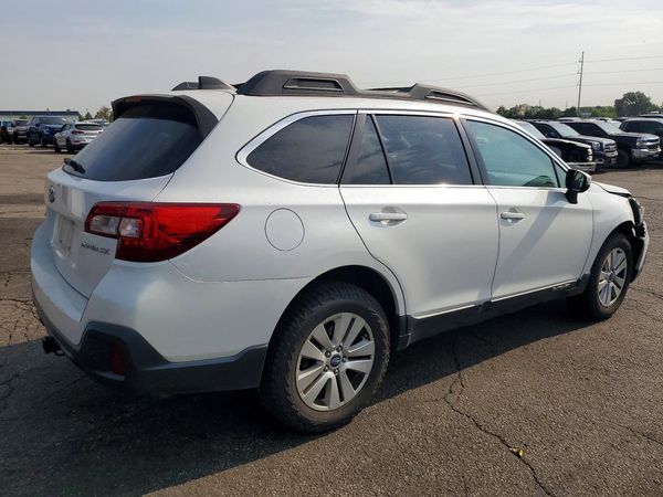 2018 SUBARU OUTBACK Premium+ES