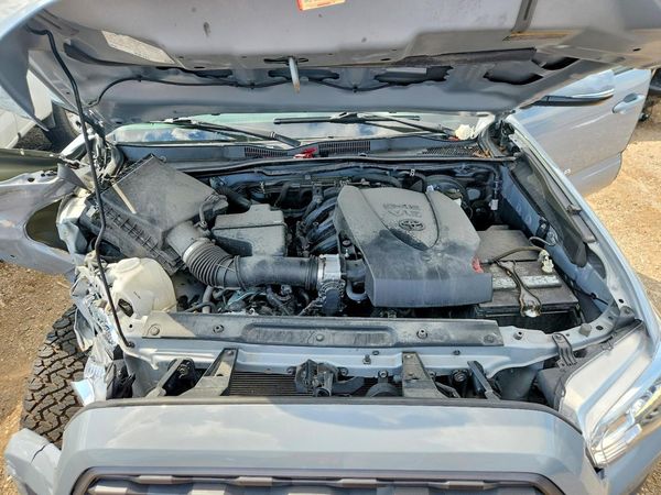 2021 TOYOTA TACOMA SR5