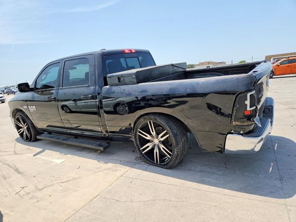 2019 RAM 1500 CLASSIC SLT