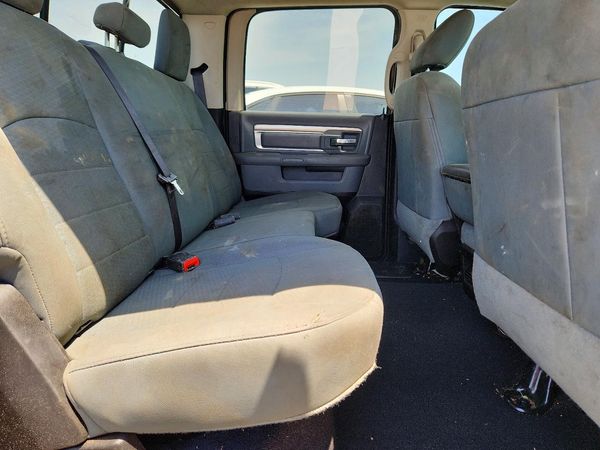 2019 RAM 1500 CLASSIC SLT