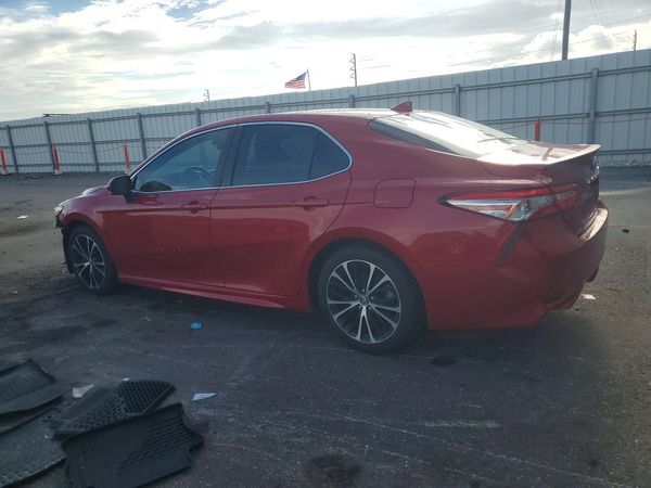 2019 TOYOTA CAMRY