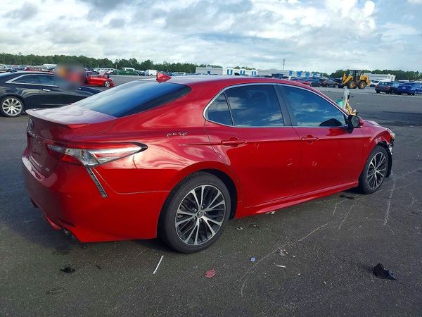 2019 TOYOTA CAMRY