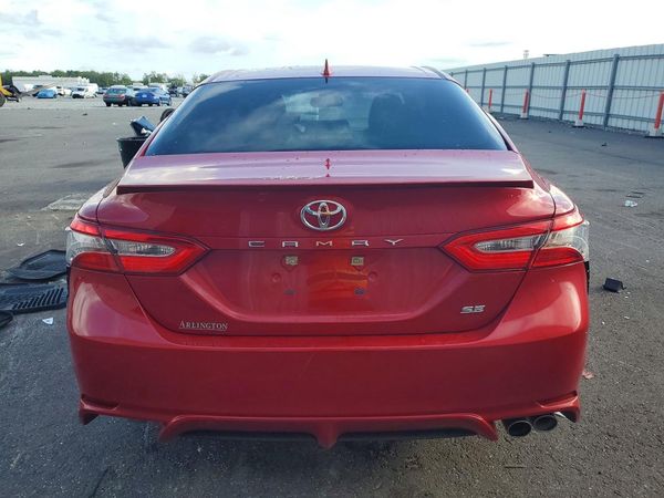 2019 TOYOTA CAMRY