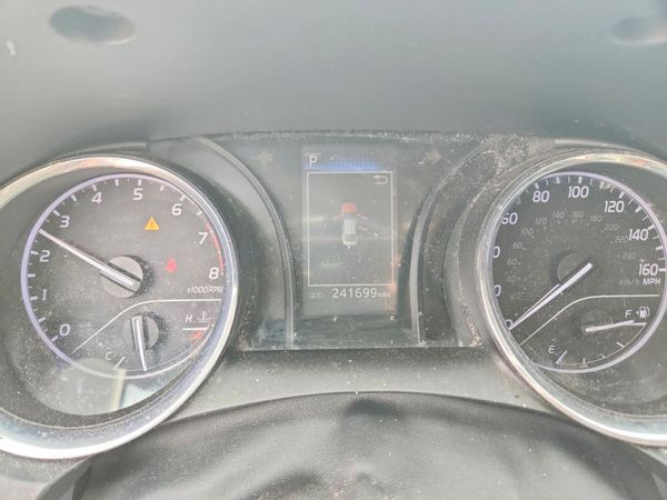 2020 TOYOTA CAMRY LE