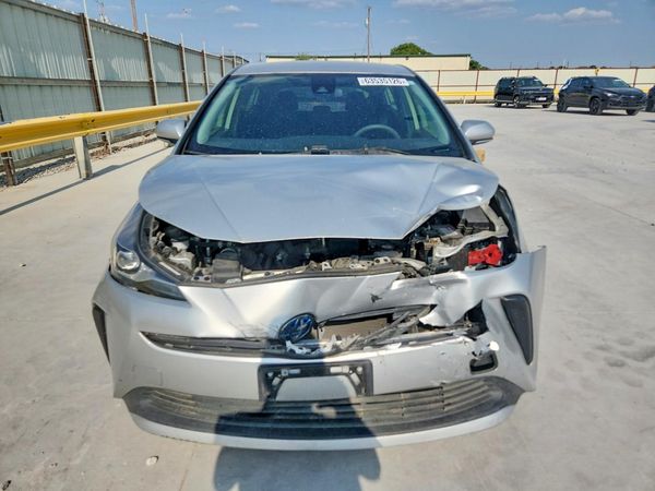 2022 TOYOTA PRIUS