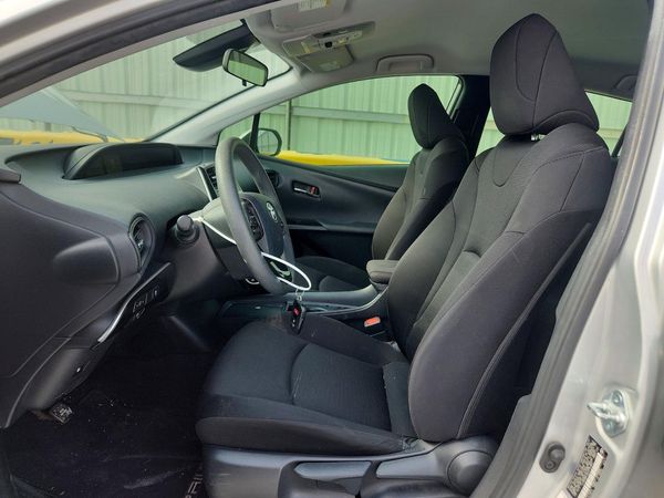 2022 TOYOTA PRIUS