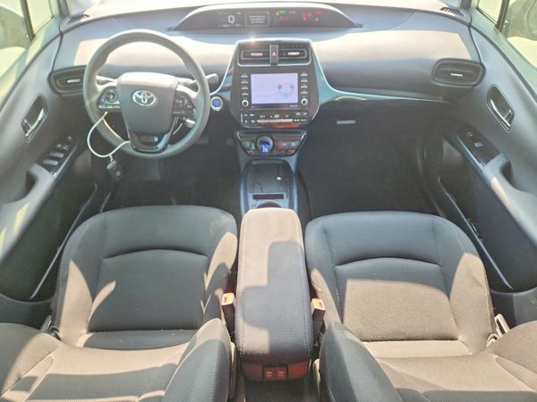 2022 TOYOTA PRIUS