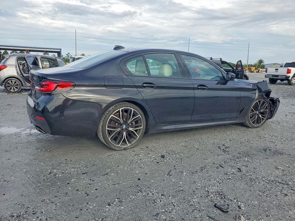 2021 BMW 530 xDrive