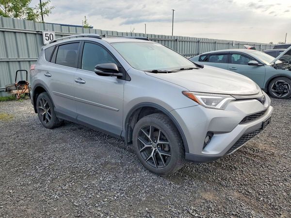 2017 TOYOTA RAV4 SE