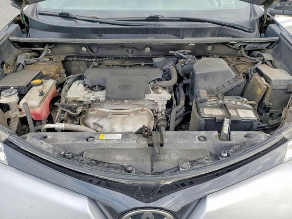 2017 TOYOTA RAV4 SE