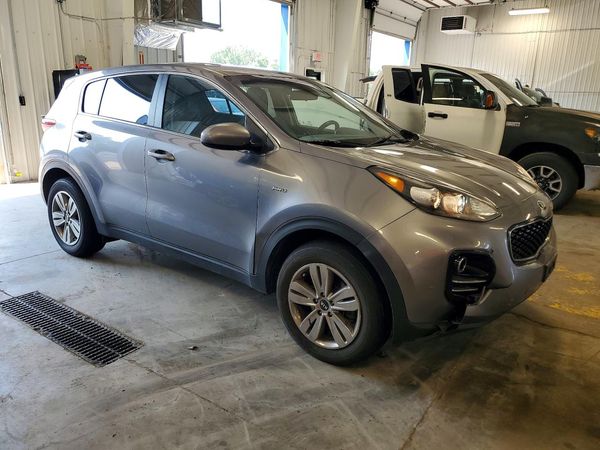 2017 KIA SPORTAGE LX
