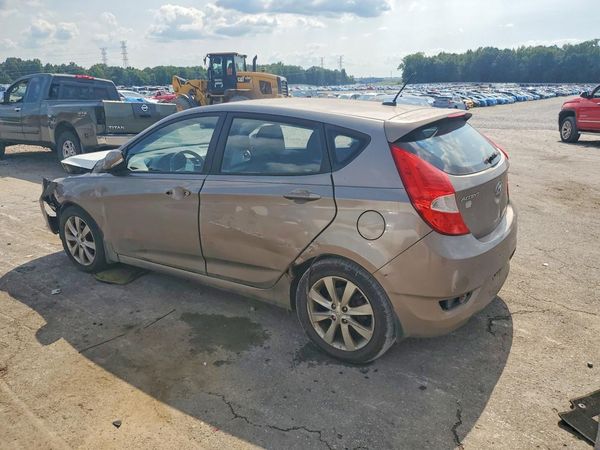 2013 HYUNDAI ACCENT GLS Premium/ SE